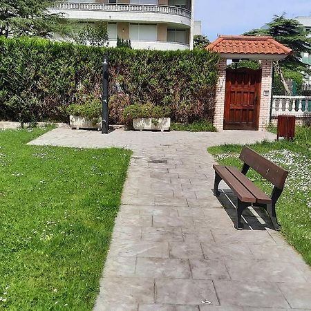 Ferienwohnung Reformado, A 2Min De Playa, En La Mejor Zona. Laredo Exterior foto